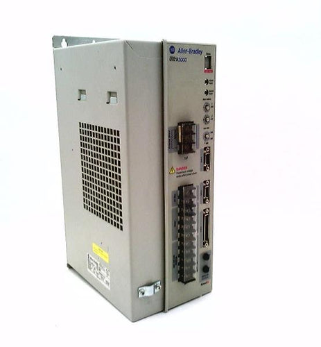 Allen-Bradley 2098-DSD-HV030-SE