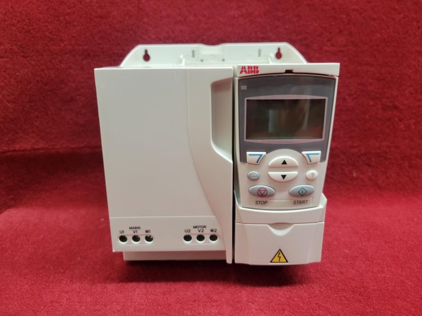 Abb Acs310-03U-25A4-4