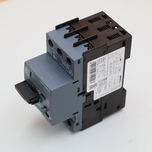 Load image into Gallery viewer, Siemens 3RV2011-1DA10
