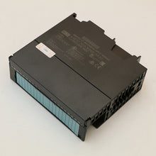 Load image into Gallery viewer, Siemens 6ES7322-1HH01-0AA0