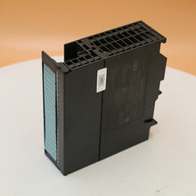 Load image into Gallery viewer, Siemens 6ES7322-1HH01-0AA0