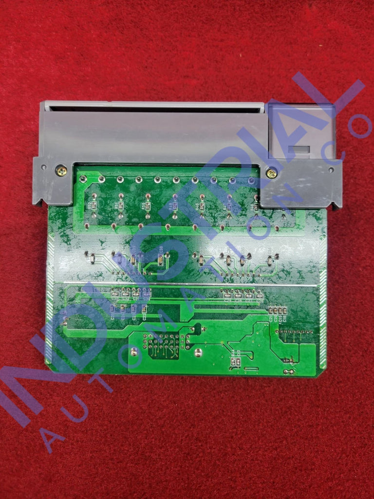 Allen-Bradley 1746-Ia8