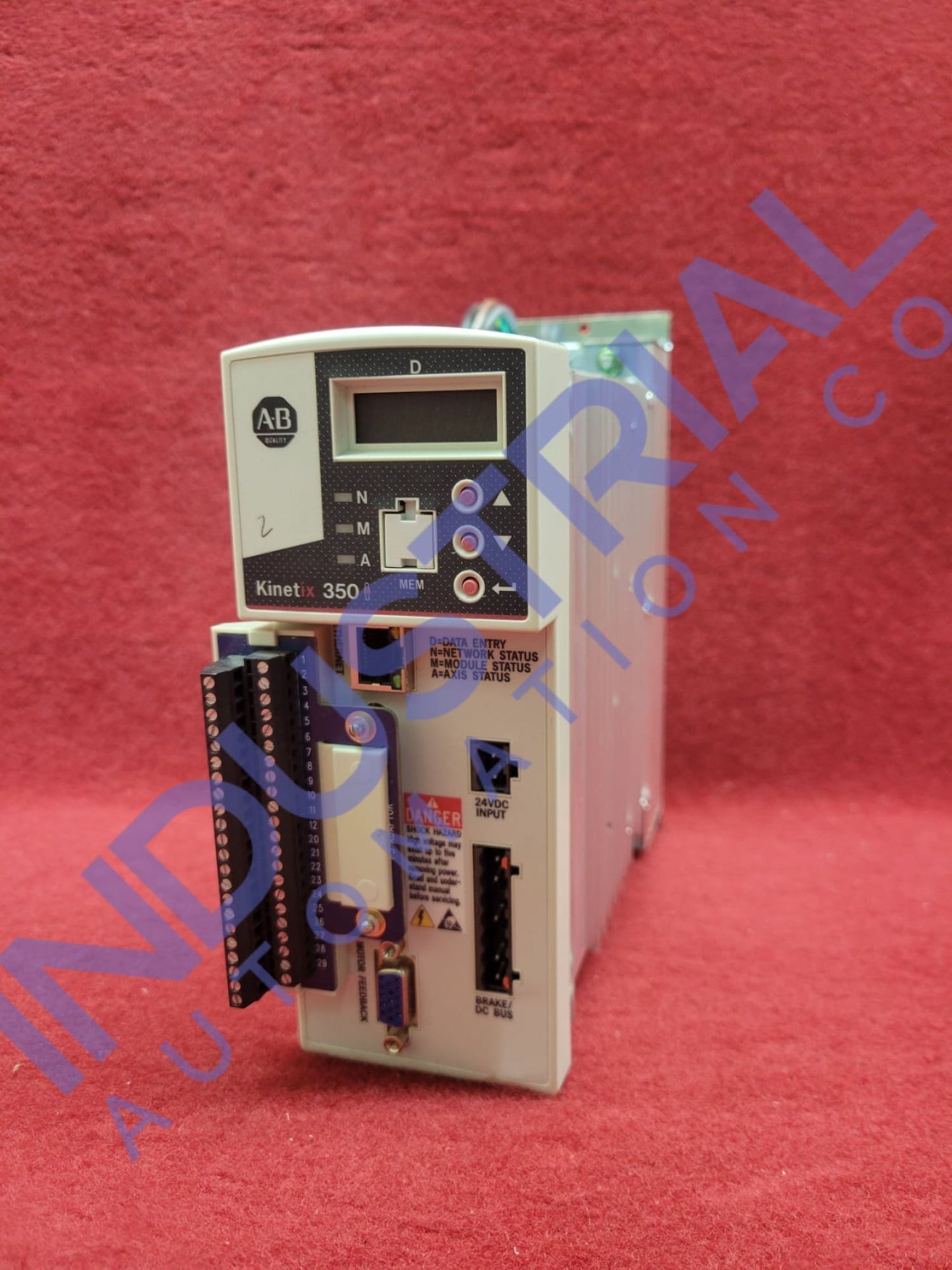 Allen-Bradley 2097-V33Pr1-Lm