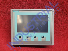 Load image into Gallery viewer, Siemens 6Av6647-0Ak11-3Ax0