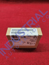 Load image into Gallery viewer, Siemens 6ES7138-6BA01-0BA0 New Business &amp; Industrial